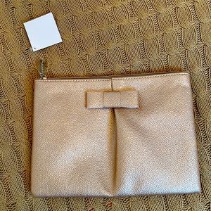 NWT- Nordstrom Vegan grained leather pouch in metallic rose gold